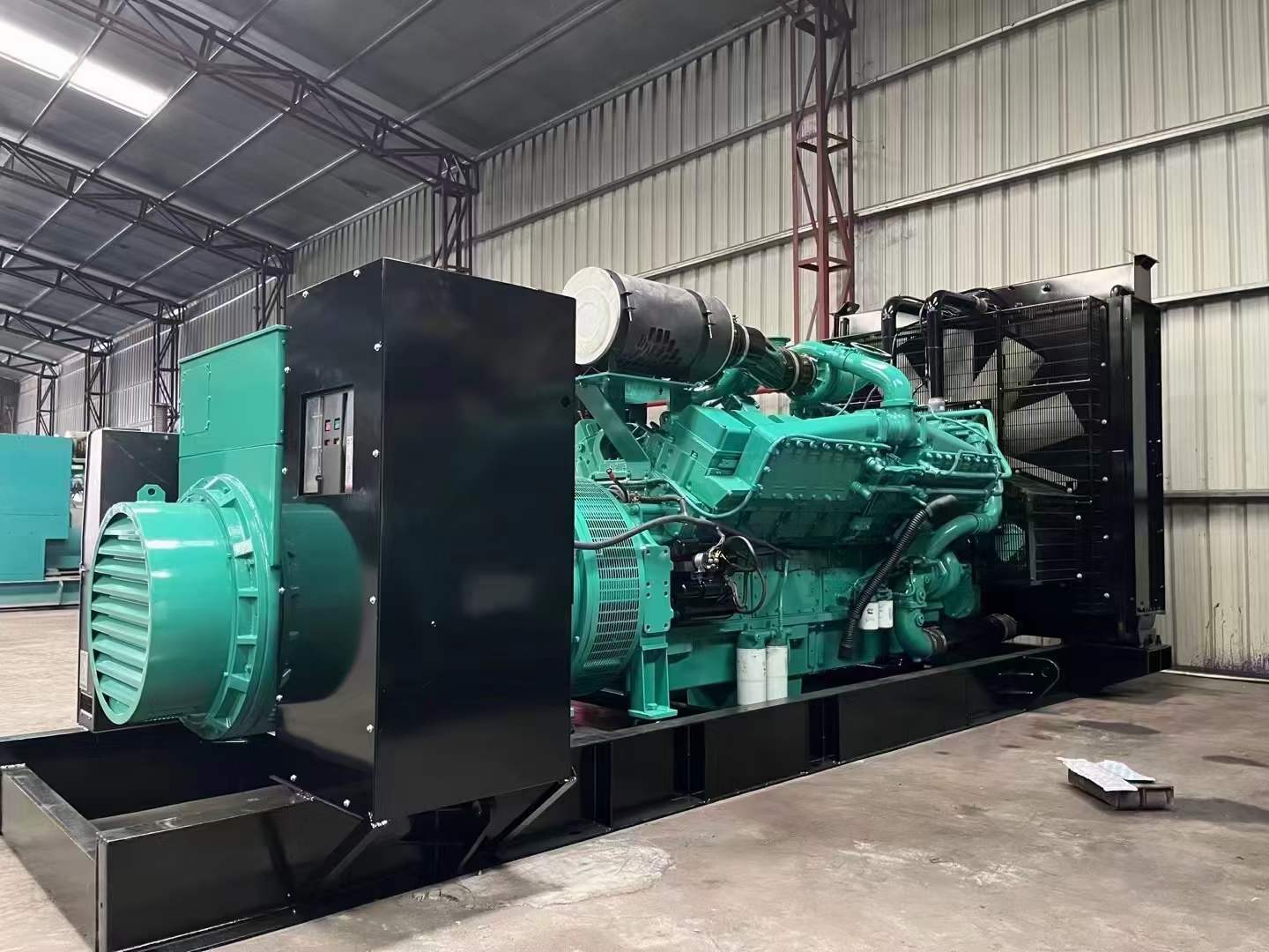 南海如何降低 800kW 柴油发电机输出电流的波动?